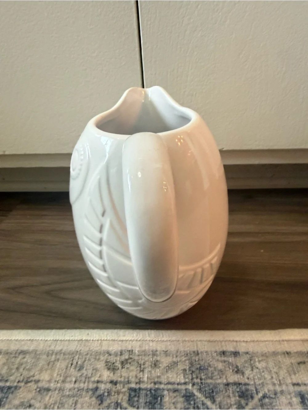 Jonathan Adler Happy Chic White Owl Ceramic Pitcher Vase 9 Cup Capacity 8.5”